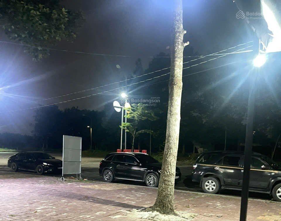 Bán đất đường phạm thế hiển quận 8, 53.2m2 giá 3 tỷ 511 triệu, đường rộng 12m thông