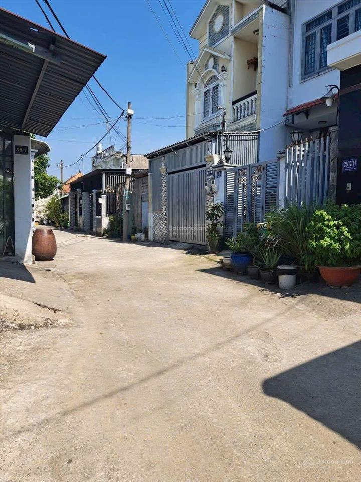Bán đất 10x24 có 200m2 thổ cư, gần ngã tư nguyễn văn bứa, hóc môn