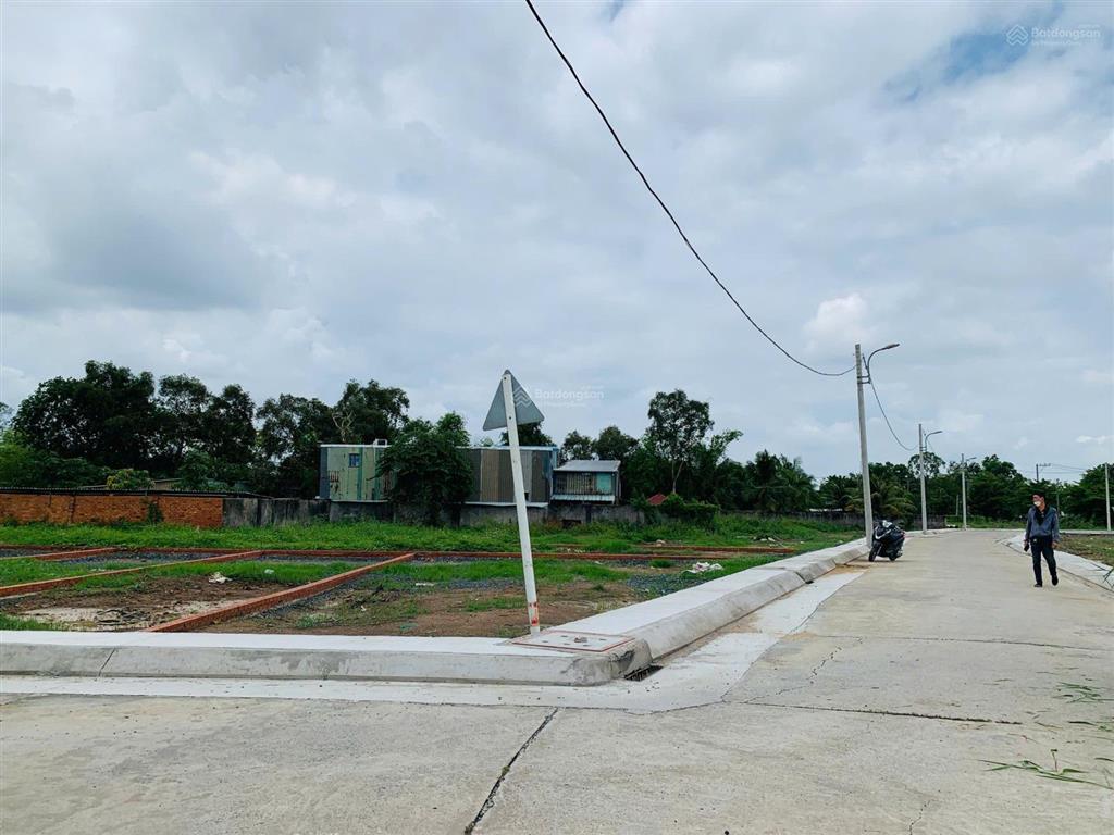 Bán đất tân quý tây, bình chánh, 5x21 thổ cư 85m2 giá 2.31 tỷ