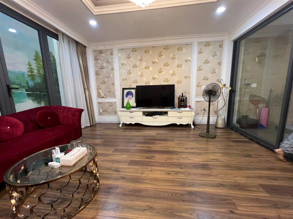 Siêu phẩm mt trương công định 5.3x20m vuông vức xây 7 tầng vị trí đẹp nhất đường hiếm hàng