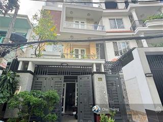 Biệt thự cho thuê phú nhuận 6.7x20m, trệt 2 lầu hẻm xe hơi tránh full nội thất 5 phòng lớn