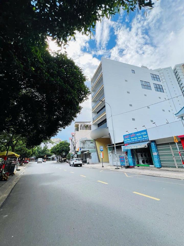 Siêu phẩm quỹ đất vàng mặt tiền thái thị nhạn  ngang 21m  ctxd hầm 8 tầng