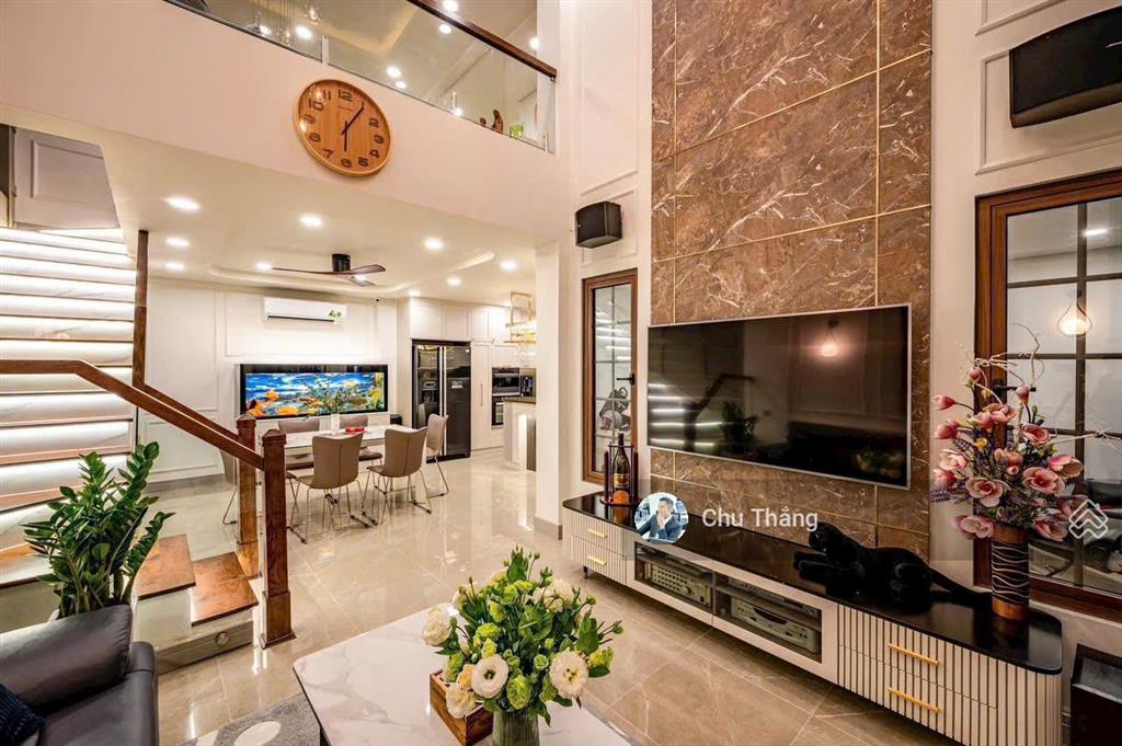 Nhà 14x14 2 lầu không lỗi quy hoạch lam sơn ngay sân bay tân sơn nhất 25 về 22ty