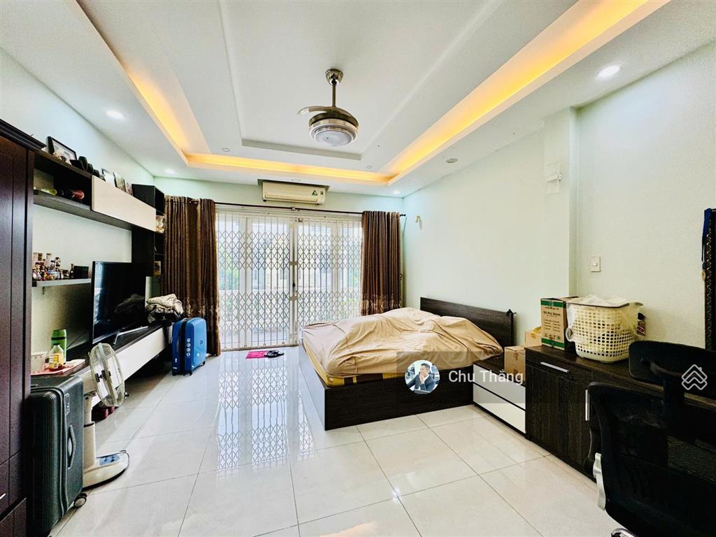 Hạ sốc 4 tỷ chỉ còn 26 tỷ  mặt tiền nội bộ dương quảng hàm 214m², xây hầm 6 tầng,