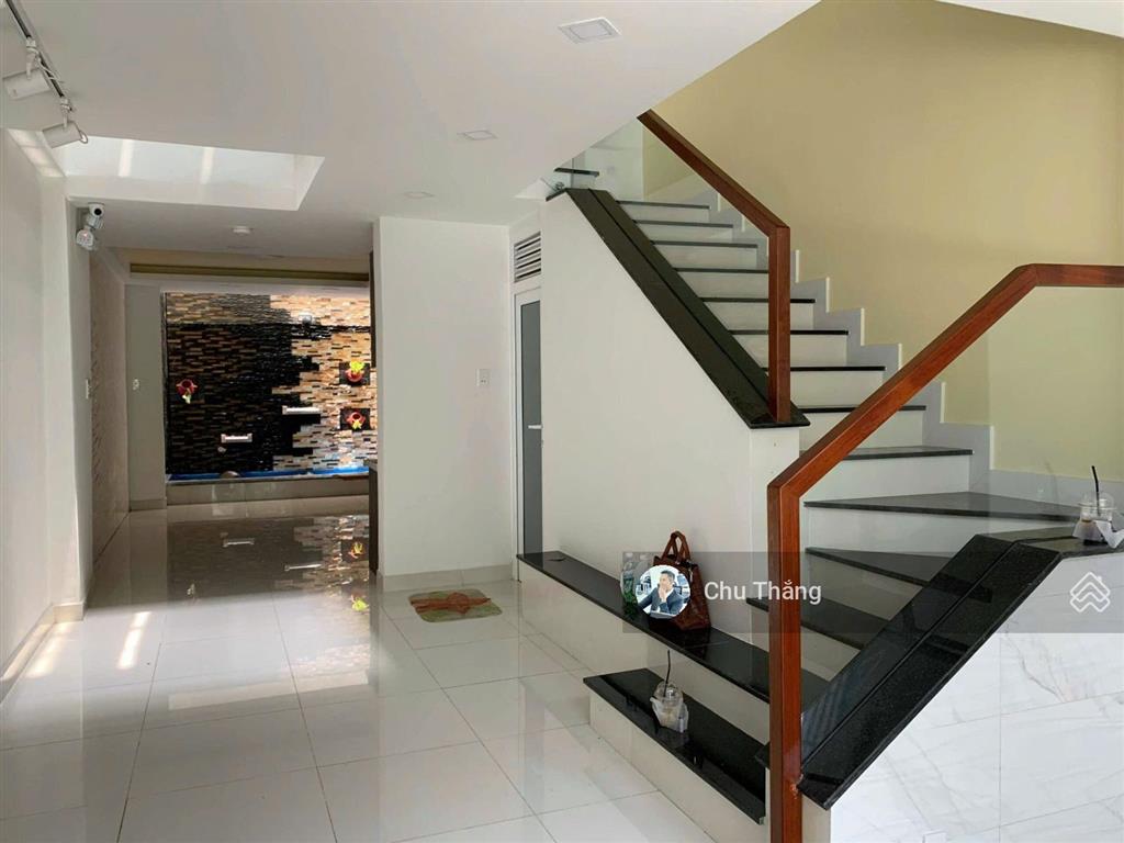 Nguyễn minh hoàng 10x16 3 tầng giá giam sốc chỉ 42ty