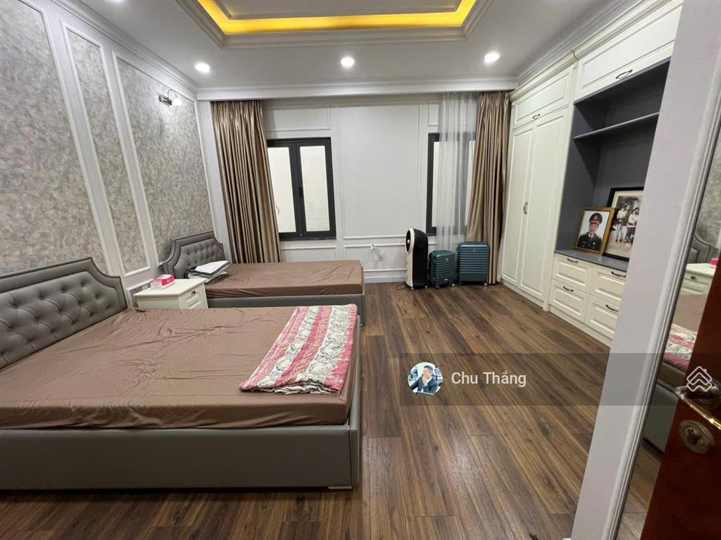 Một trong số ít! nhà mặt tiền khu bàu cát, trệt 2 lầu 4x14m giá chỉ 13,2 tỷ