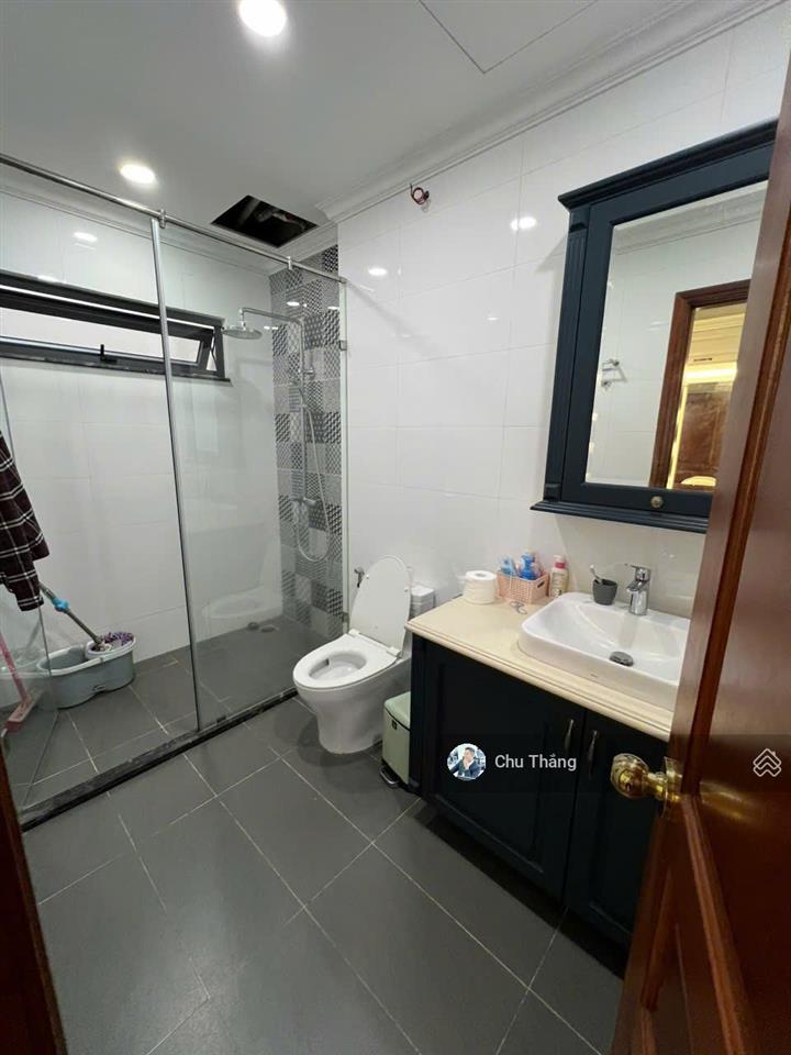 Một trong số ít! nhà mặt tiền khu bàu cát, trệt 2 lầu 4x14m giá chỉ 13,2 tỷ