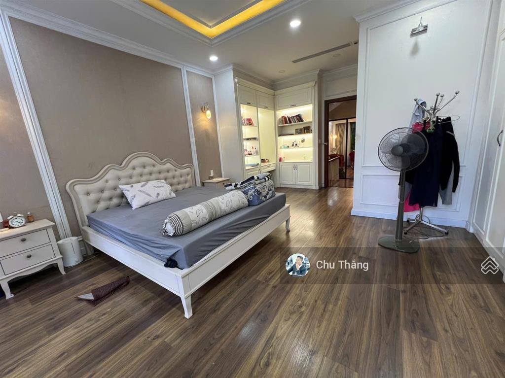 Một trong số ít! nhà mặt tiền khu bàu cát, trệt 2 lầu 4x14m giá chỉ 13,2 tỷ