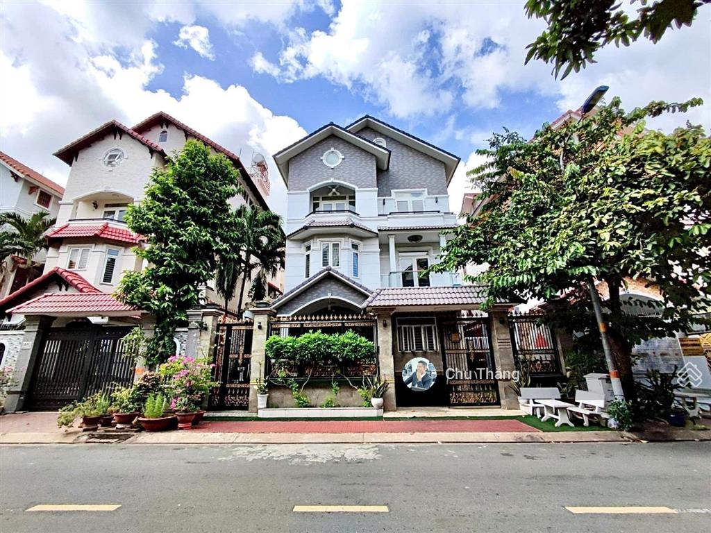 Bán biệt thự mặt tiền đường số 24 kdc him lam, bình hưng, bình chánh, 75 tỷ về 50 tỷ có video