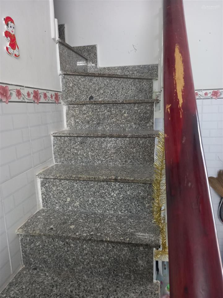 Nhà nguyên căn 2pn 40m2 đường hoàng ngân, p. phú định