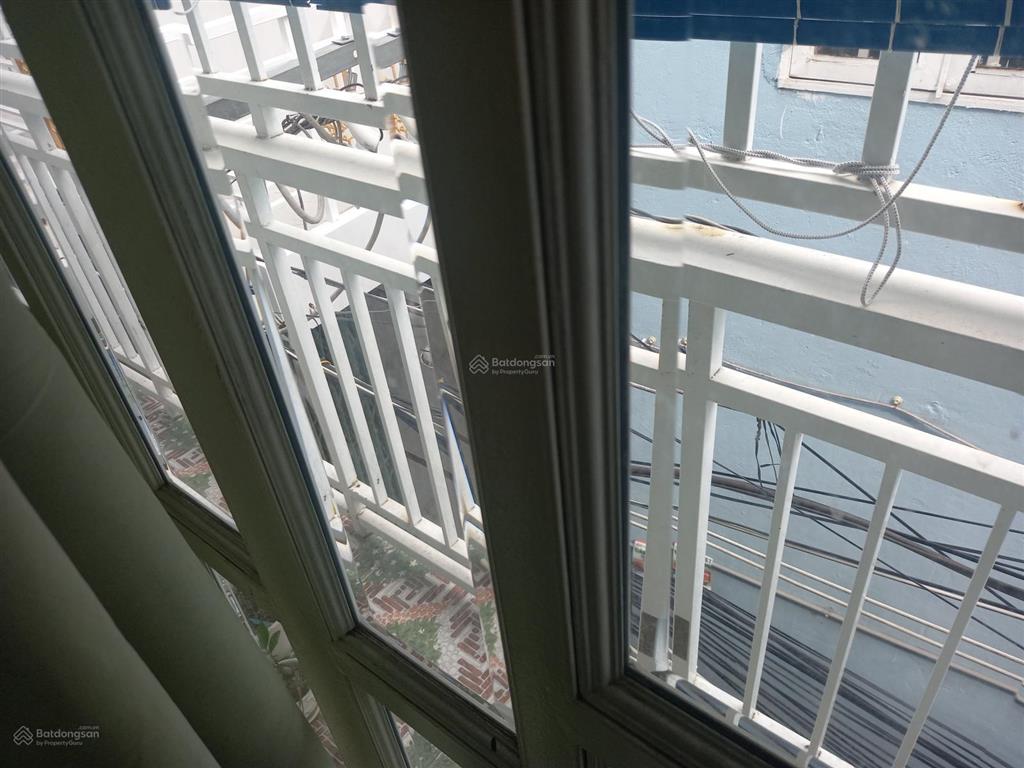 Nhà nguyên căn 2pn 40m2 đường hoàng ngân, p. phú định