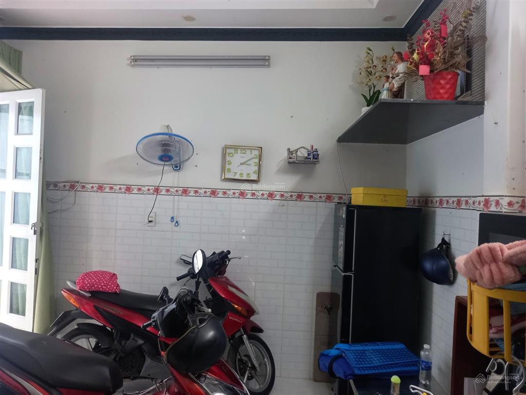 Nhà nguyên căn 2pn 40m2 đường hoàng ngân, p. phú định