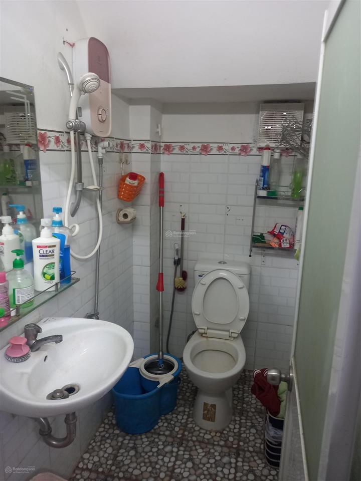Nhà nguyên căn 2pn 40m2 đường hoàng ngân, p. phú định
