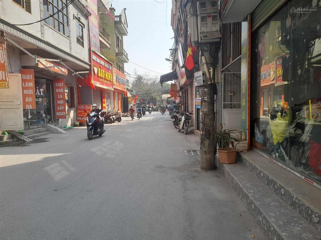 Đất biên giang mặt đường trục chính kinh doanh 56m 5.1 tỷ