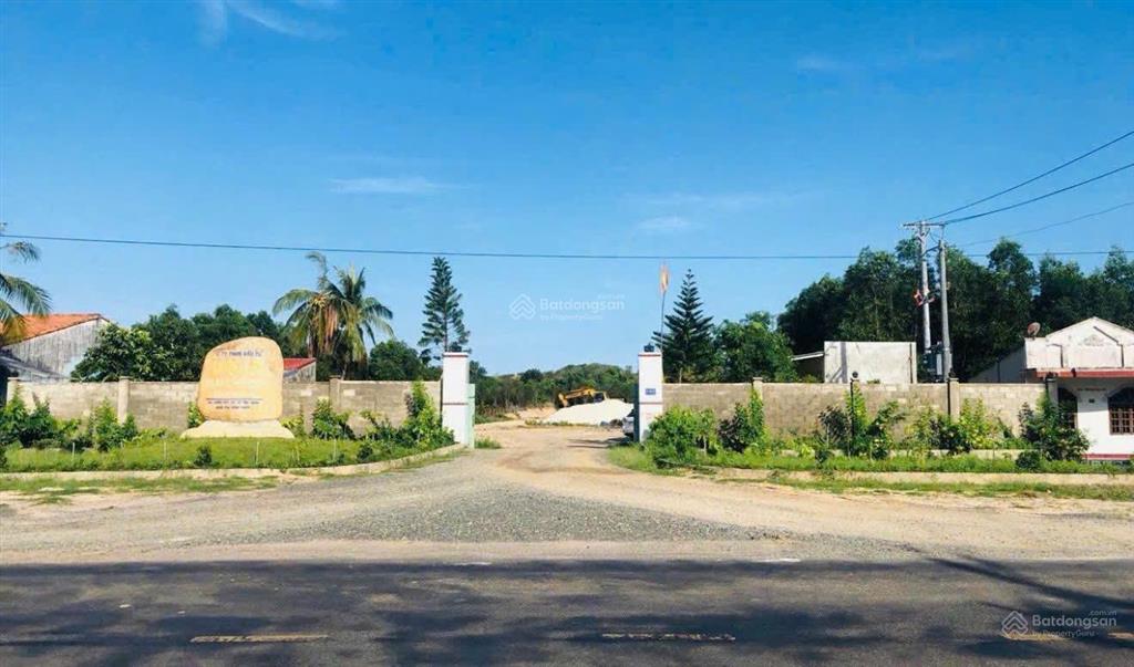 Mặt tiền quốc lộ 55  xã láng dài phường đất đỏ vị trí đẹp, tiềm năng khai thác cao