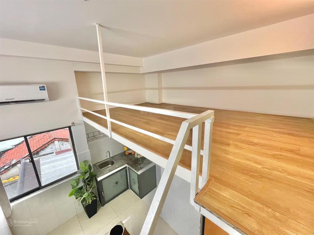 Phòng trọ sinh viên  ở được 3  4 bạn  có thang máy  bảo vệ 24/24