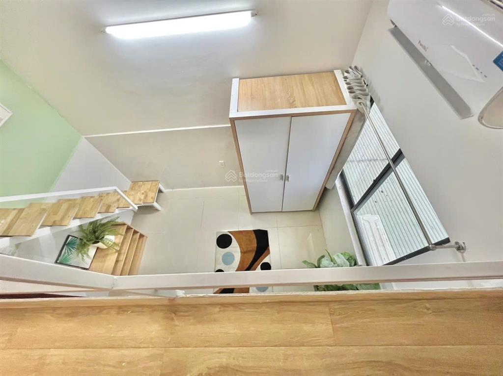 Phòng trọ sinh viên  ở được 3  4 bạn  có thang máy  bảo vệ 24/24