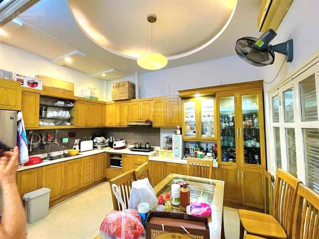 Hiếm ! bán nhà kđt văn quán, diện tích 70m, 5 tầng, phân lô vỉa hè, ô tô, kinh doanh, giá 18 tỷ.