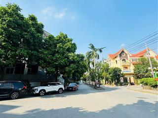 Nhà đẹp! bán nhà kđt vạn phúc, lô góc, dt 65m, 4t, nhà đẹp, kinh doanh, ô tô tránh, giá 17,2 tỷ.
