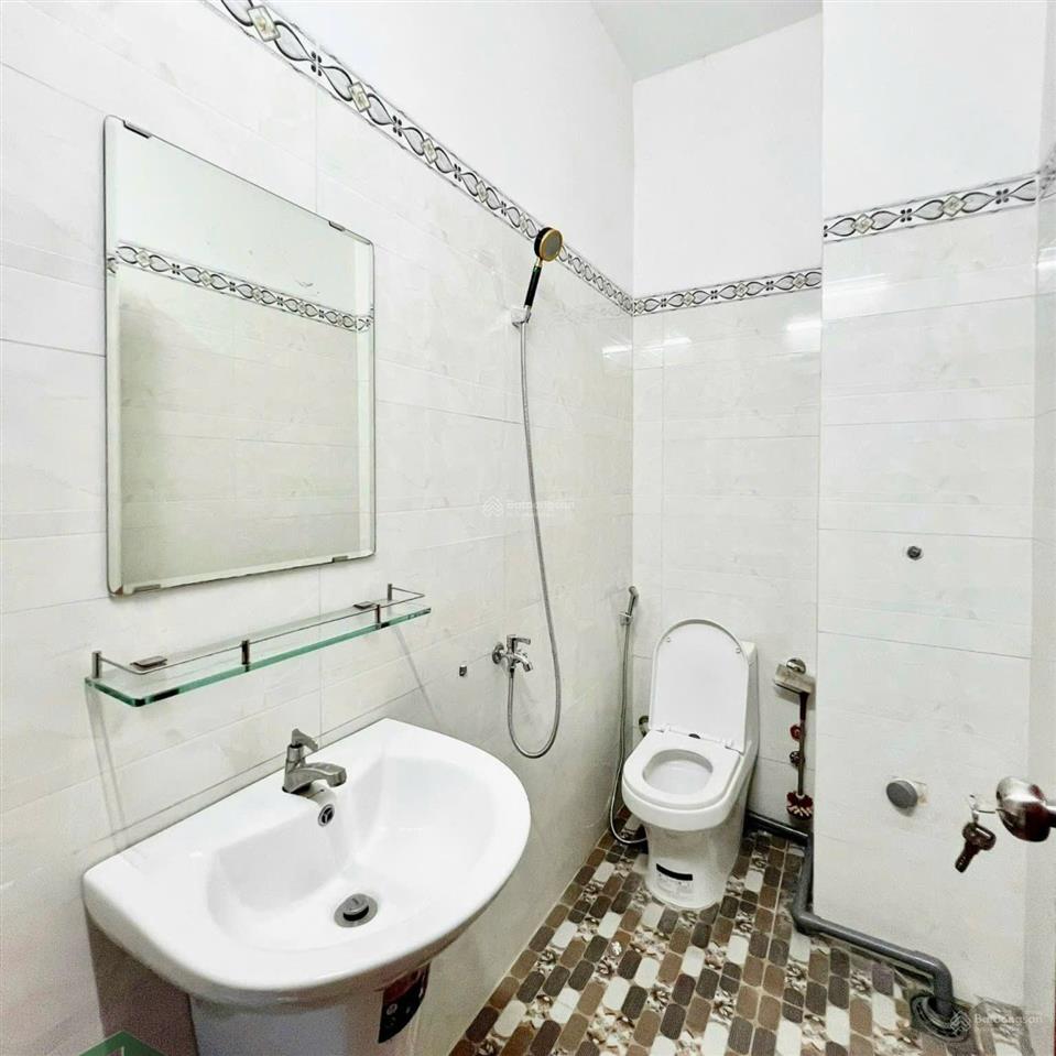 Căn hộ 1 phòng ngủ máy giặt riêng 60m² 5p tới sân bay tân sơn nhất phường 2 tân bình