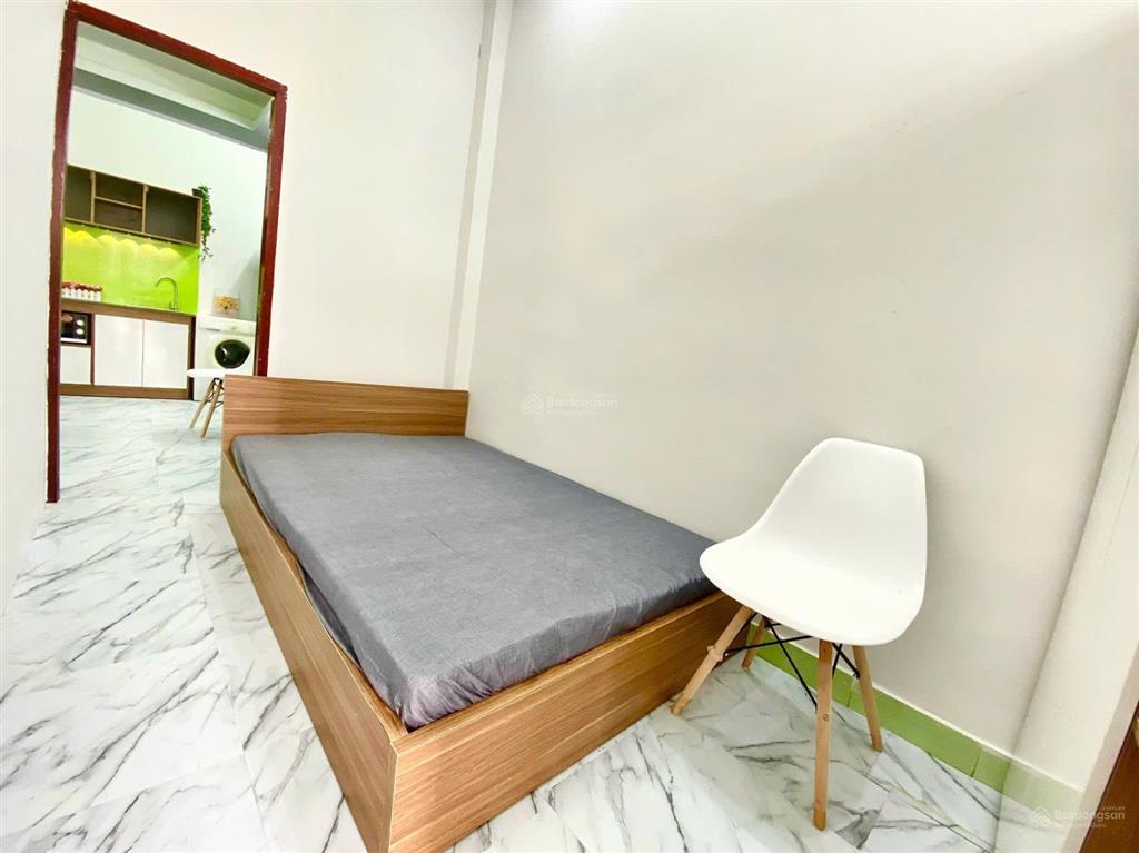 Căn hộ 2 phòng ngủ ban công rộng máy giặt riêng ngã tư bảy hiền tân bình 100m tới bách hoá xanh
