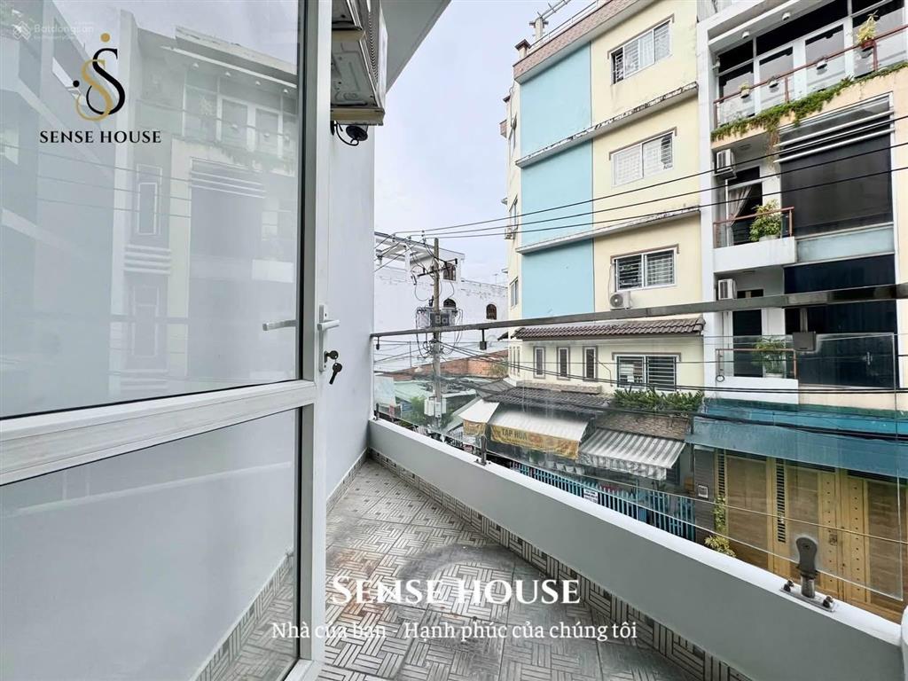 Chính chủ cho thuê căn hộ ban công 40m2 gần văn hiến đầm sen tân bình tân phú