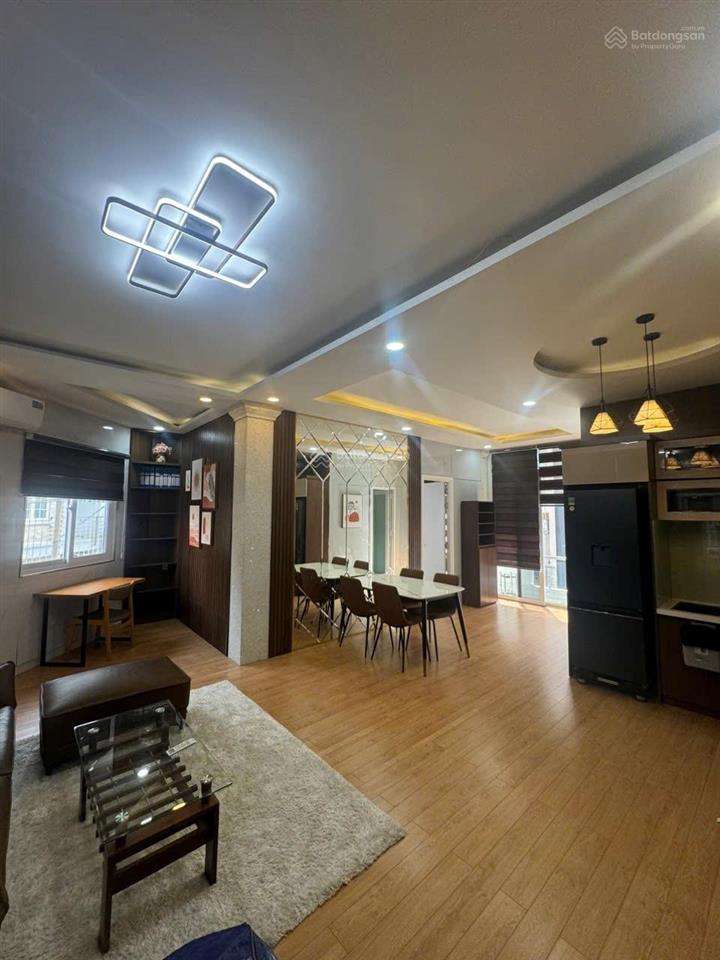 Penthouse căn hộ 1 phòng ngủ 80m2 đường nguyễn thái bình phường 12 tân bình k300 etown sân bay tsn
