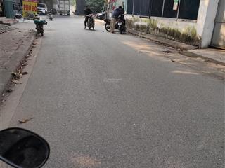 Bán đất phố thạch bàn ô tô tránh dt45m2, mặt tiền 4.5m,  giá 6.9 tỷ