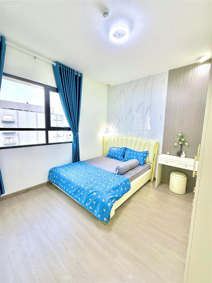 Cho thuê  the habitat gđ 3  2pn  full nội thất  7tr vào ở ngay  em bá hỗ trợ