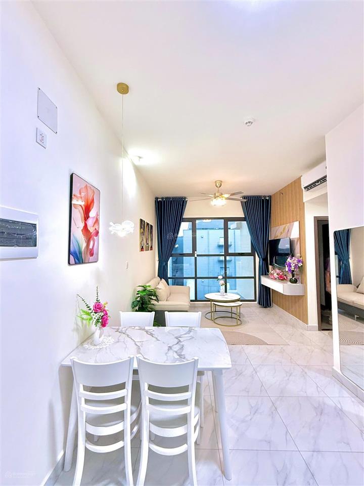 Cho thuê  the habitat gđ 3  2pn  full nội thất  7tr vào ở ngay  em bá hỗ trợ