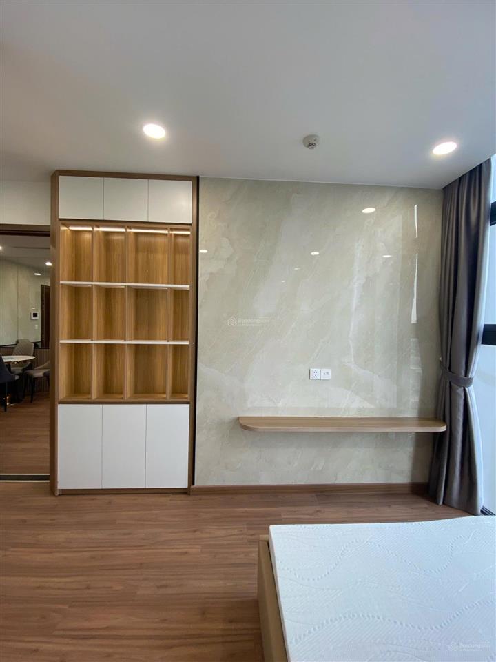 Em cần cho thuê nhanh ch eco green 2pn ntcb giá 13 triệu  full nt giá 16 triệu