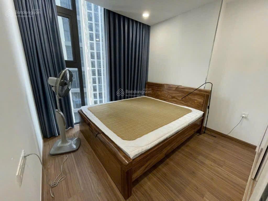 Em cần cho thuê ch eco green 2pn giá 14 triệu, view cực đẹp