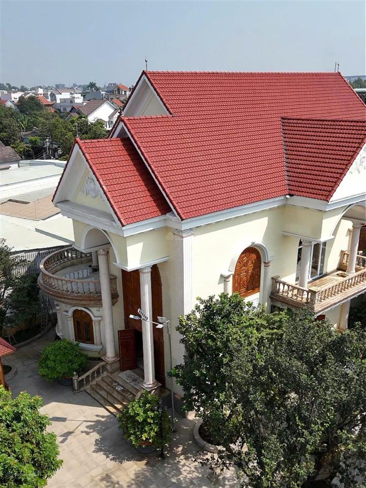 Giá đầu tư  chỉ 45 triệu/m2. biệt thự sân vườn 1.323m2  mt trần hưng đạo tp dĩ an tp. hcm
