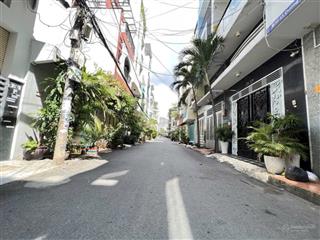 Bán nhà diện tích lớn  nam kỳ khởi nghĩa. q3. dt  16*16m. sẵn 2 tầng. gía 75 tỷ tl sâu.