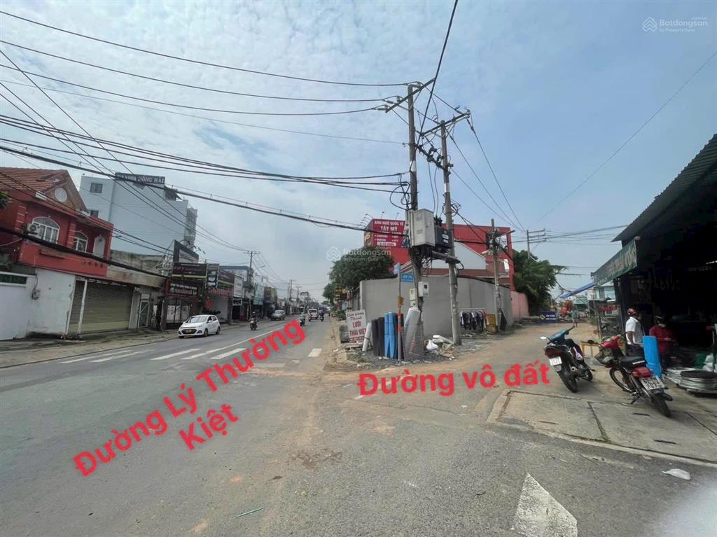 Bán đất thị trấn hóc môn 86m2 3tỷ5 shr gần lý thường kiệt và song hành