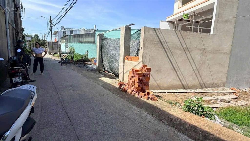 Cc bán đất tân hiệp  hóc môn, sổ đỏ full thổ cư, vị trí đẹp, 98,8m2