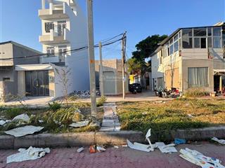 Đất sát chợ hóc môn 4,5x14m hẻm ô tô 2tỷ850 shr!