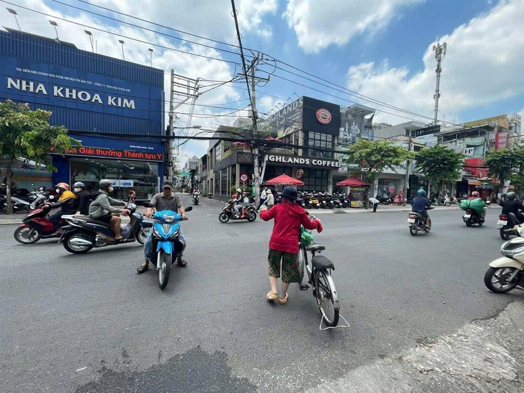 Bán đất sổ đỏ, trung chánh hóc môn, 76 m2, 4,25 tỷ có thương lượng