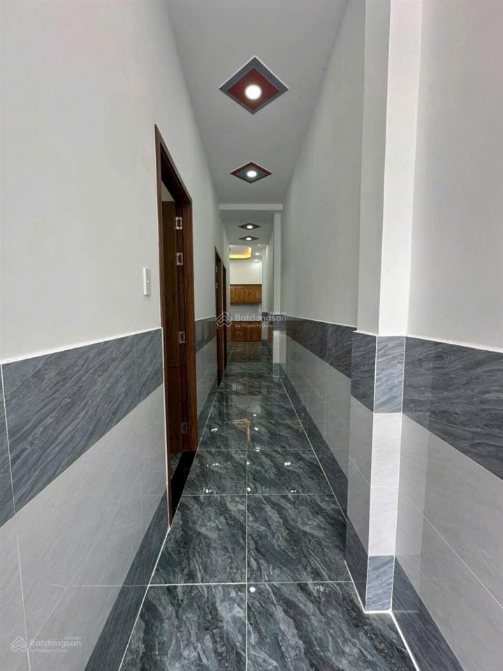 Bán nhà hẻm ô tô, 100m2, 3pn, xuân thới sơn, hóc môn, 3,95 tỷ có thương lượng