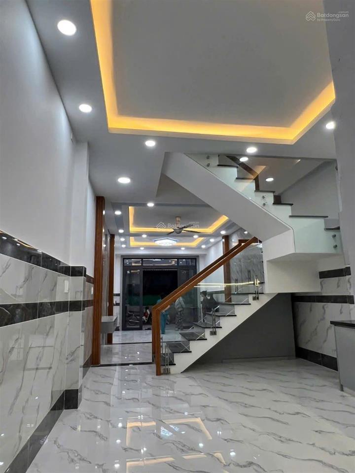 Bán nhà tân xuân hóc môn, 80m2, 4,8 tỷ thương lượng