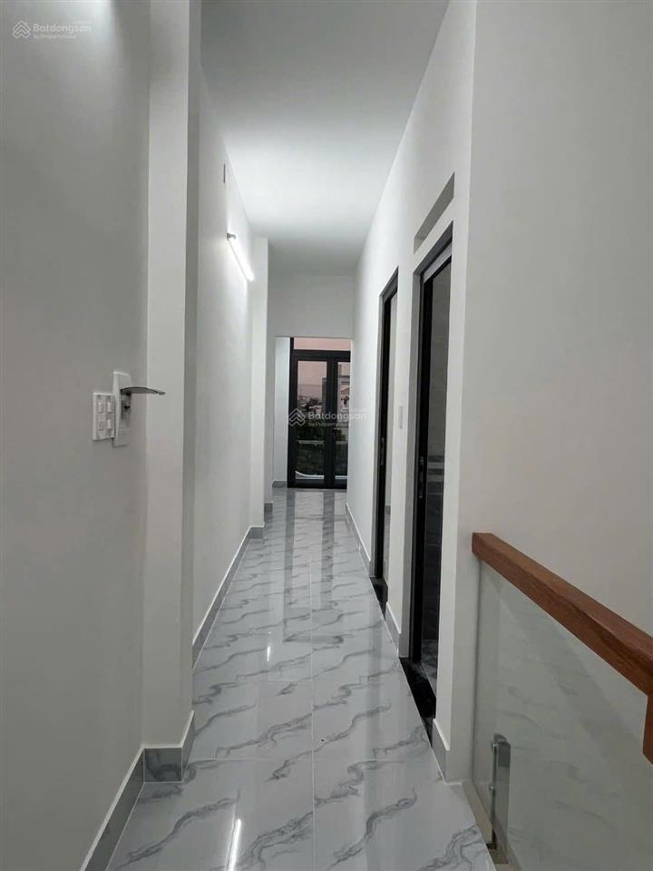 Bán nhà tân xuân hóc môn, 80m2, 4,8 tỷ thương lượng