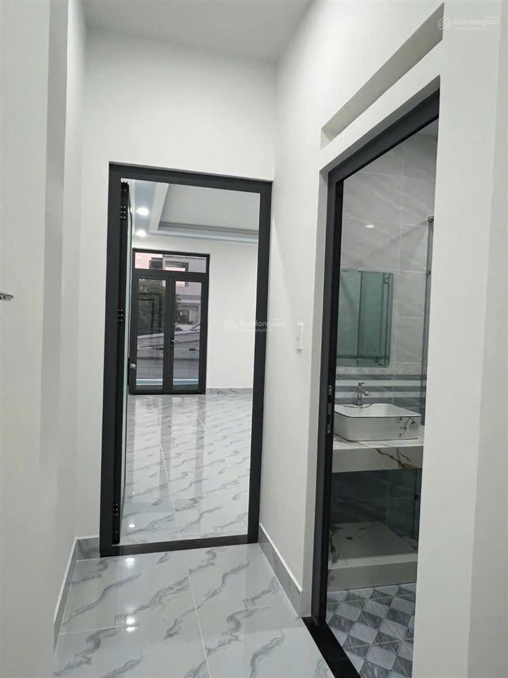 Bán nhà tân xuân hóc môn, 80m2, 4,8 tỷ thương lượng