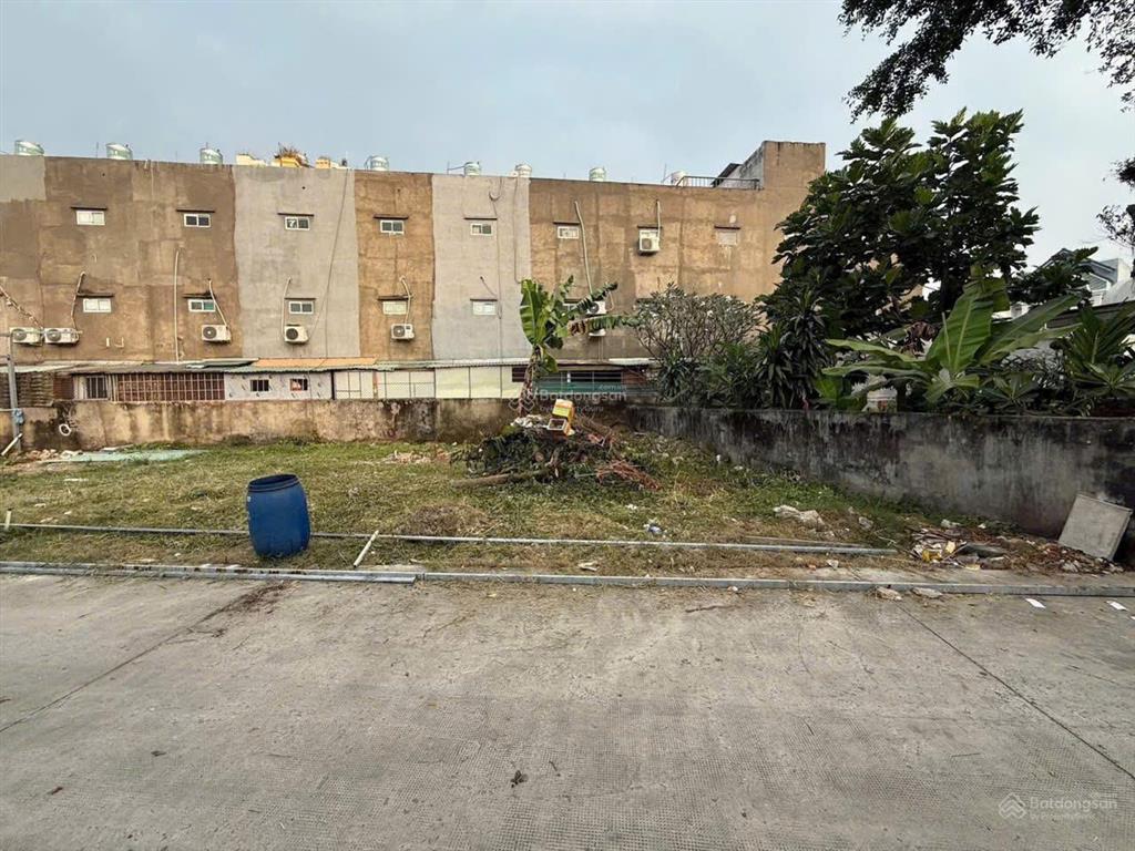 Bán đất lô đẹp 81,6m2, 2,8 tỷ thương lượng, sổ đỏ đông thạch hóc môn