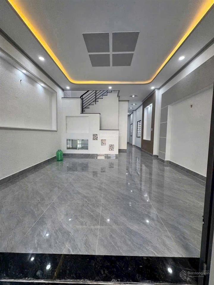 Bán nhà đẹp tân hiệp hóc môn, 85m2, 4,25 tỷ thương lượng, sổ đỏ sẵn