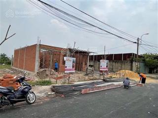 Bán đất mặt tiền 100m2, 3,65 tỷ thương lượng bà điểm hóc môn