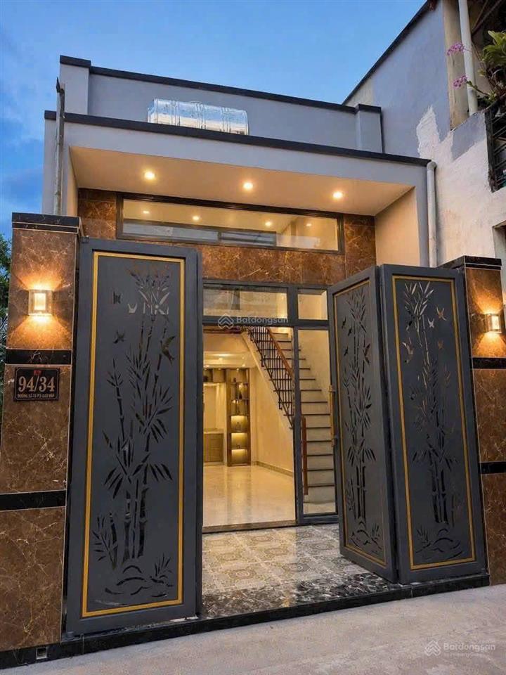 Bán nhà 56m2, 3,65 tỷ thương lượng, hẻm xe hơi bà điểm hóc môn