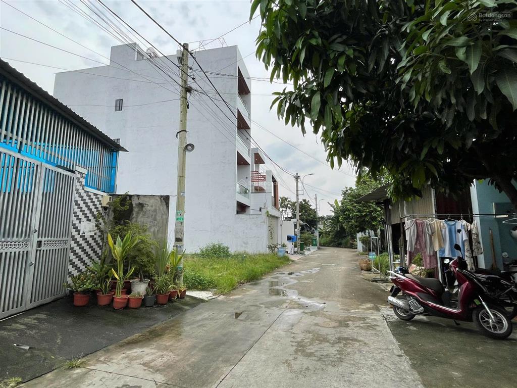 Bán đất view đẹp tại xuân thới thượng, 3,2 tỷ, 70,8m2
