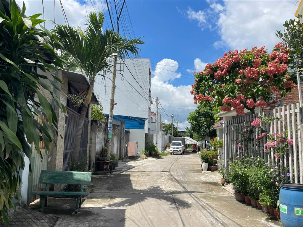 Bán đất view đẹp tại xuân thới thượng, 3,2 tỷ, 70,8m2