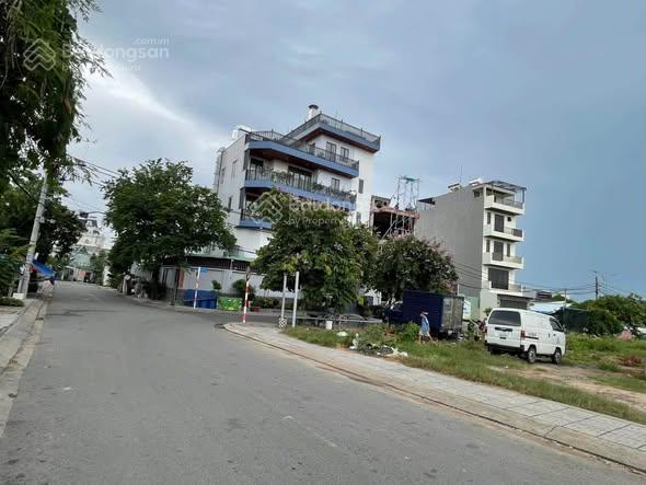 Bán đất 8x12m full thổ mặt tiền nhựa 12m tân xuân hóc môn shr