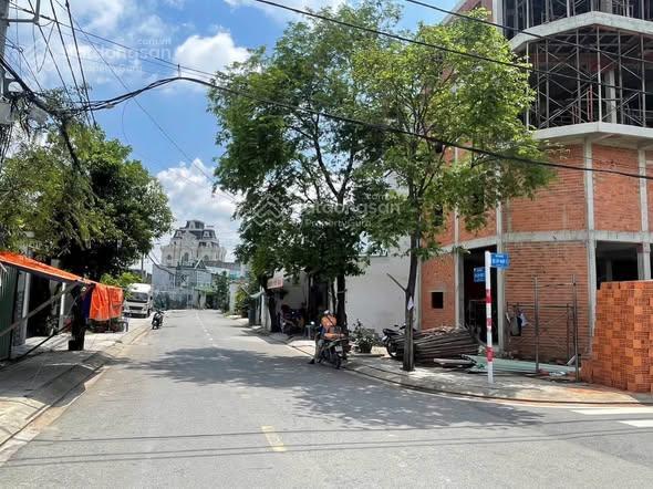 Bán đất 8x12m full thổ mặt tiền nhựa 12m tân xuân hóc môn shr